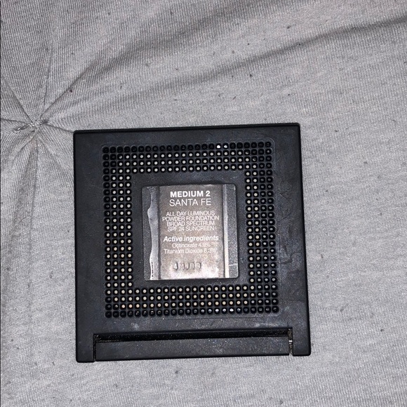 Nars Powder Foundation - Picture 3 of 3